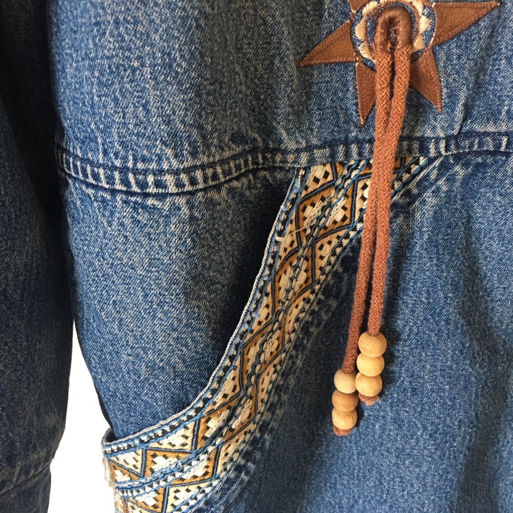 🐻VTG embellished soft denim boho jacket - Picture 6 of 16